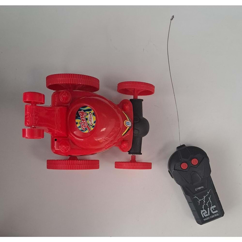 ŞİRİN OYUNCAK - TIPPING STUNT CAR - UZAKTAN KUMANDALI PİLLİ ÇILGIN ARABA SR038 ( İLERİ - GERİ )