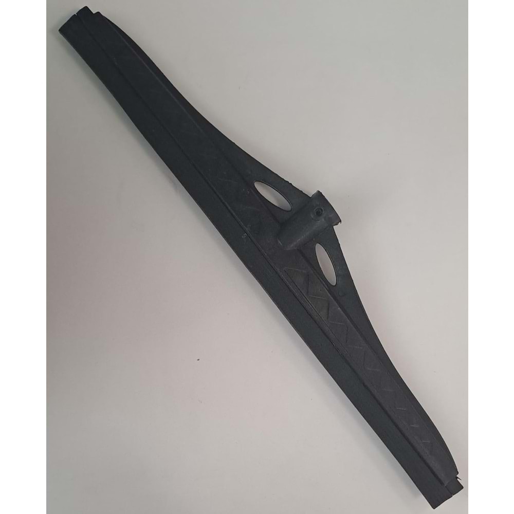 PLASTİK YERSİL BÜYÜK 55 CM