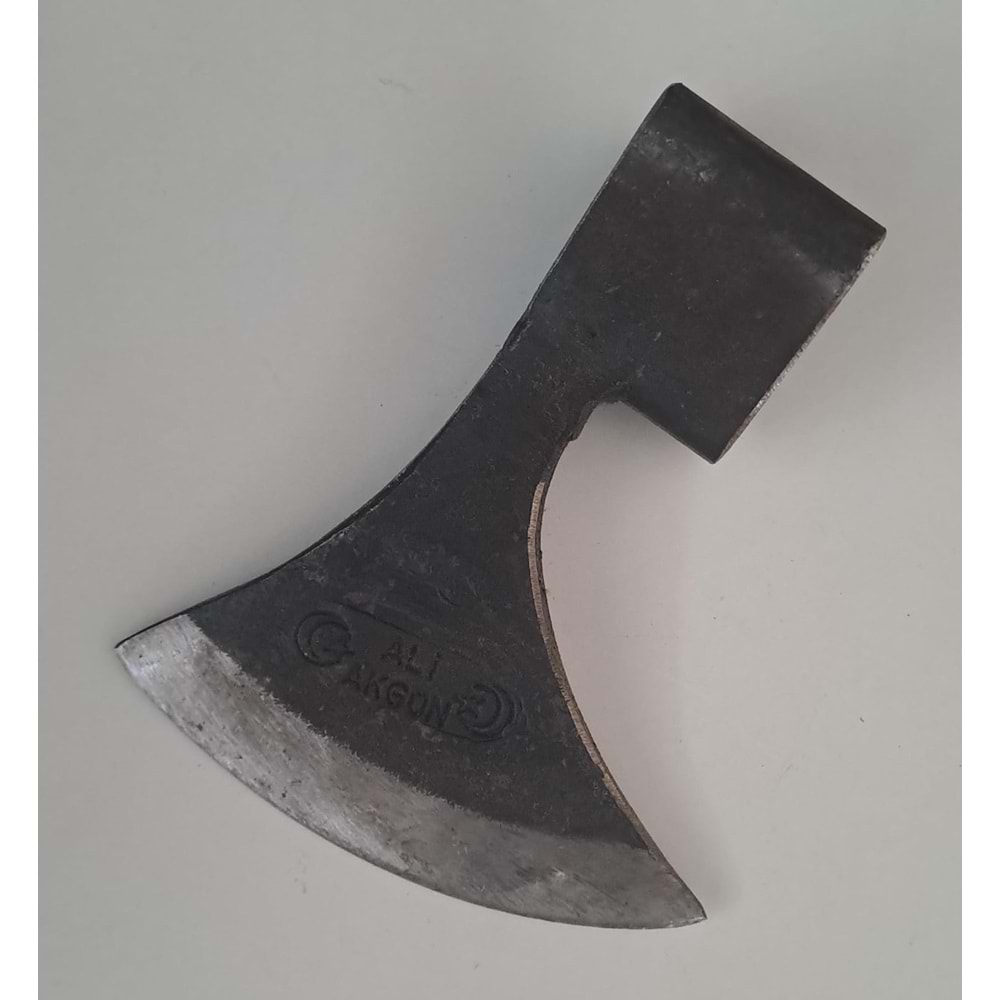 KÜÇÜK NACAK NO:1 ÜÇGEN AĞIZLI ( ALİ AKGÜN )