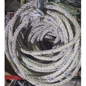 MAKARADA PLASTİK ÖRME İP & HALAT ( NAYLON HALAT ) 20-22mm ( 1 KİLOGRAM FİYATIDIR )