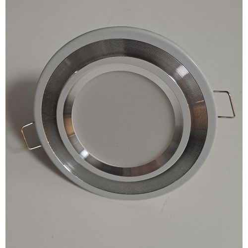 GLOBAL 5 WATT LED SPOT KROM ÇİZGİLİ BEYAZ PLASTİK KASA BEYAZ IŞIK 6500K 358LM