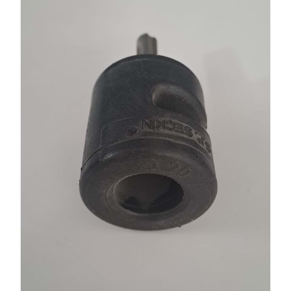DIŞTAN FOLYOLU BORU TRAŞLAMA AĞZI SDS PLUS 20 MM LİK - KALEMTRAŞ PLASTİK