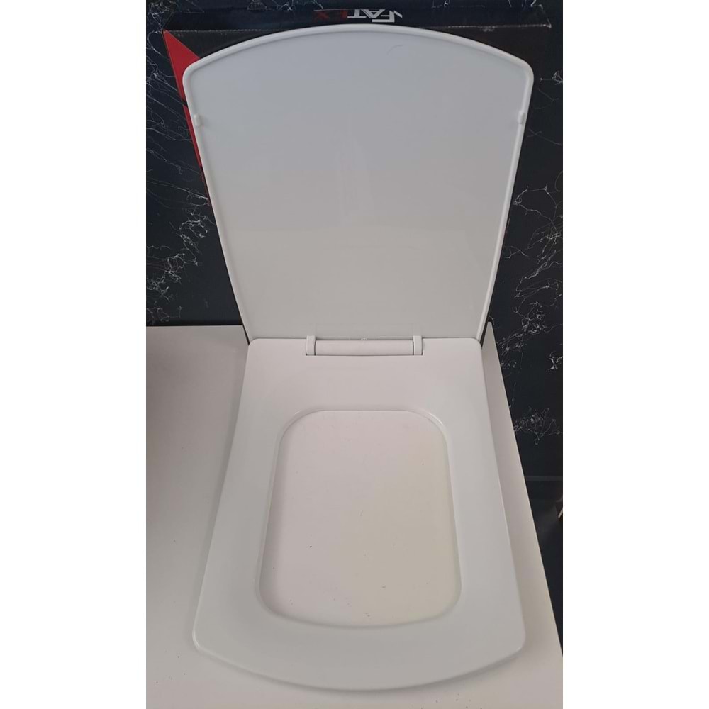FATEX KARE SLIM SOFT ( 35 x 45 cm ) YAVAŞ KAPANAN PLASTİK KLOZET KAPAĞI