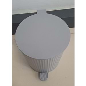 ÖZHAVAN ESTE PEDALLI ÇÖP KOVASI 8 LT GRİ ( KOD : 140 )