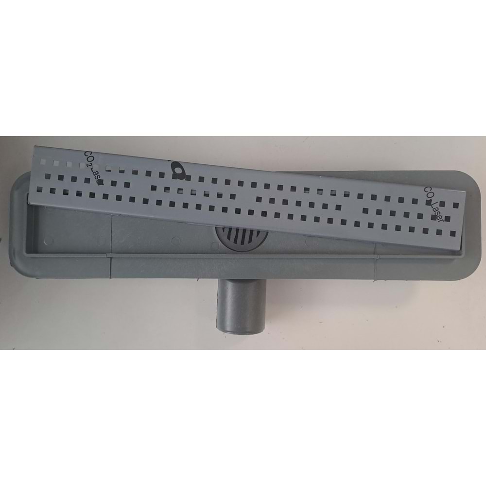 DUŞ KANALI ETEKLİ 40cm X Ø50 DÖNERLİ - EKO